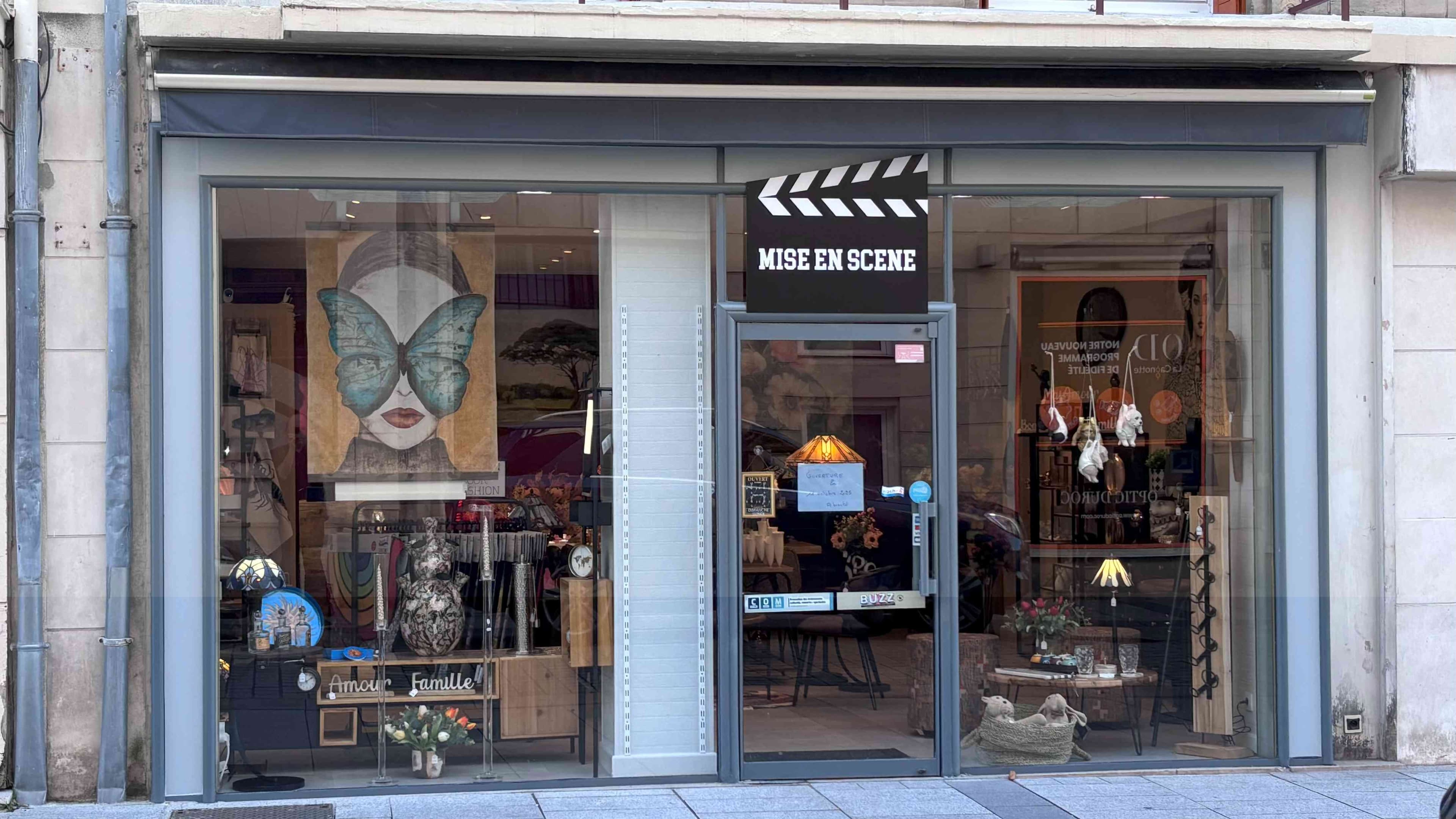 🆕 Mise en Scène