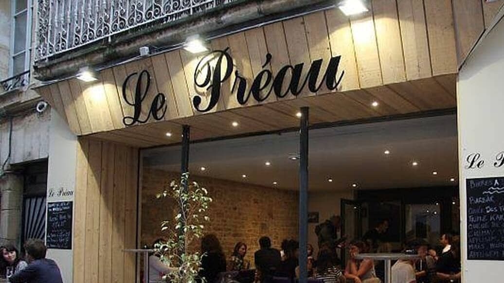Le Préau