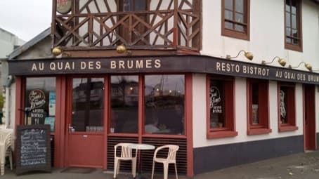 Au Quai des Brumes